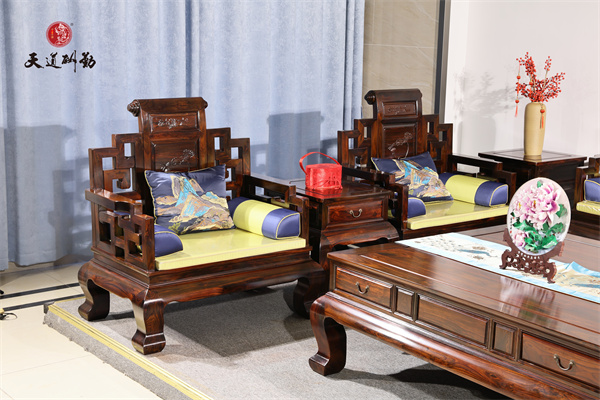 东阳阔叶黄檀品牌哪家可推荐？两大本土品牌解析