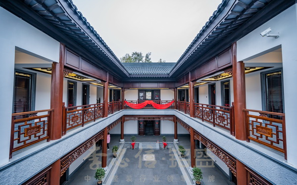 红木整装工厂推荐：李忠信·铭盛让整装成为“一个整体”