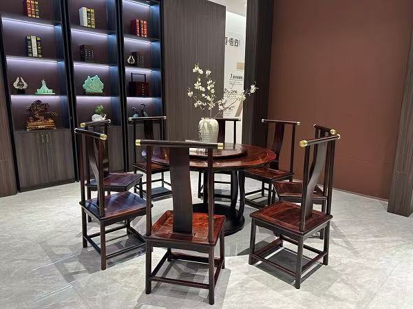 在浙江想入手阔叶黄檀新中式家具？认准专业品牌越府红木