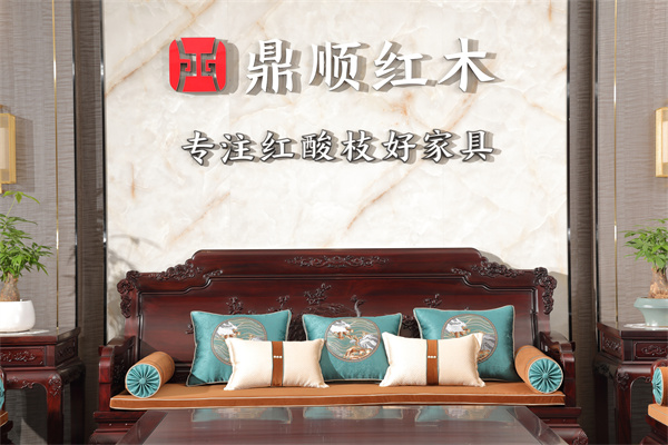 夏尽暑盛，良木承凉｜鼎顺红木绒毛黄檀家具，适配大暑湿热时光