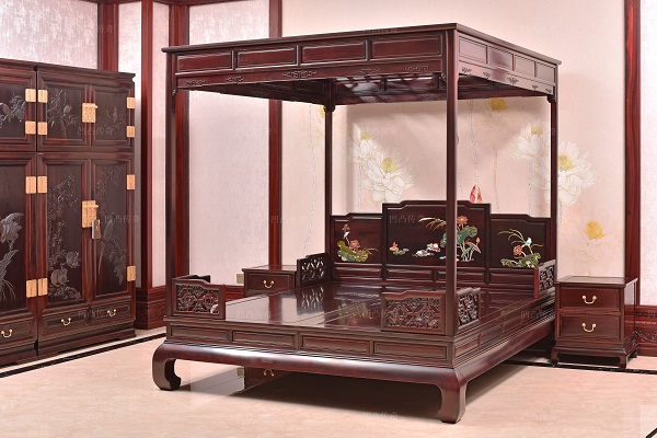 大红酸枝源头工厂——仙游凹凸传奇的专注与沉淀