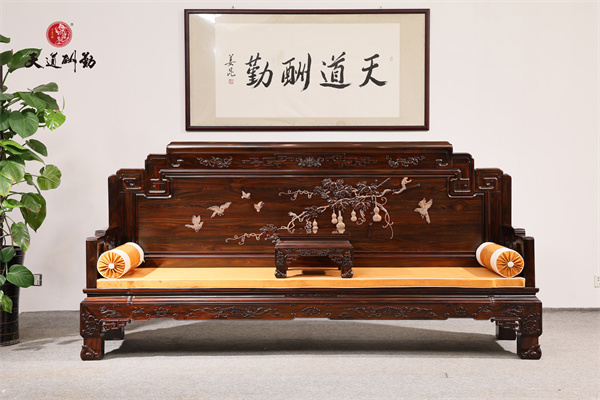 天勤红木